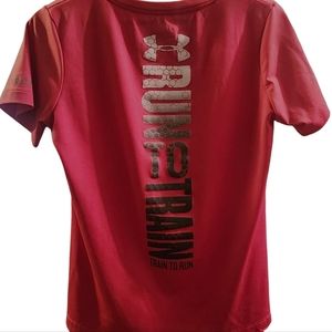 Under Armour Gym Pink Heat Gear Athletic Tshirt